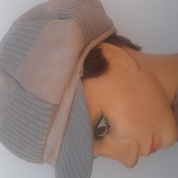 New Women's Black Red Newsboy Cabie Hat S M Cap - Picture 12 of 12